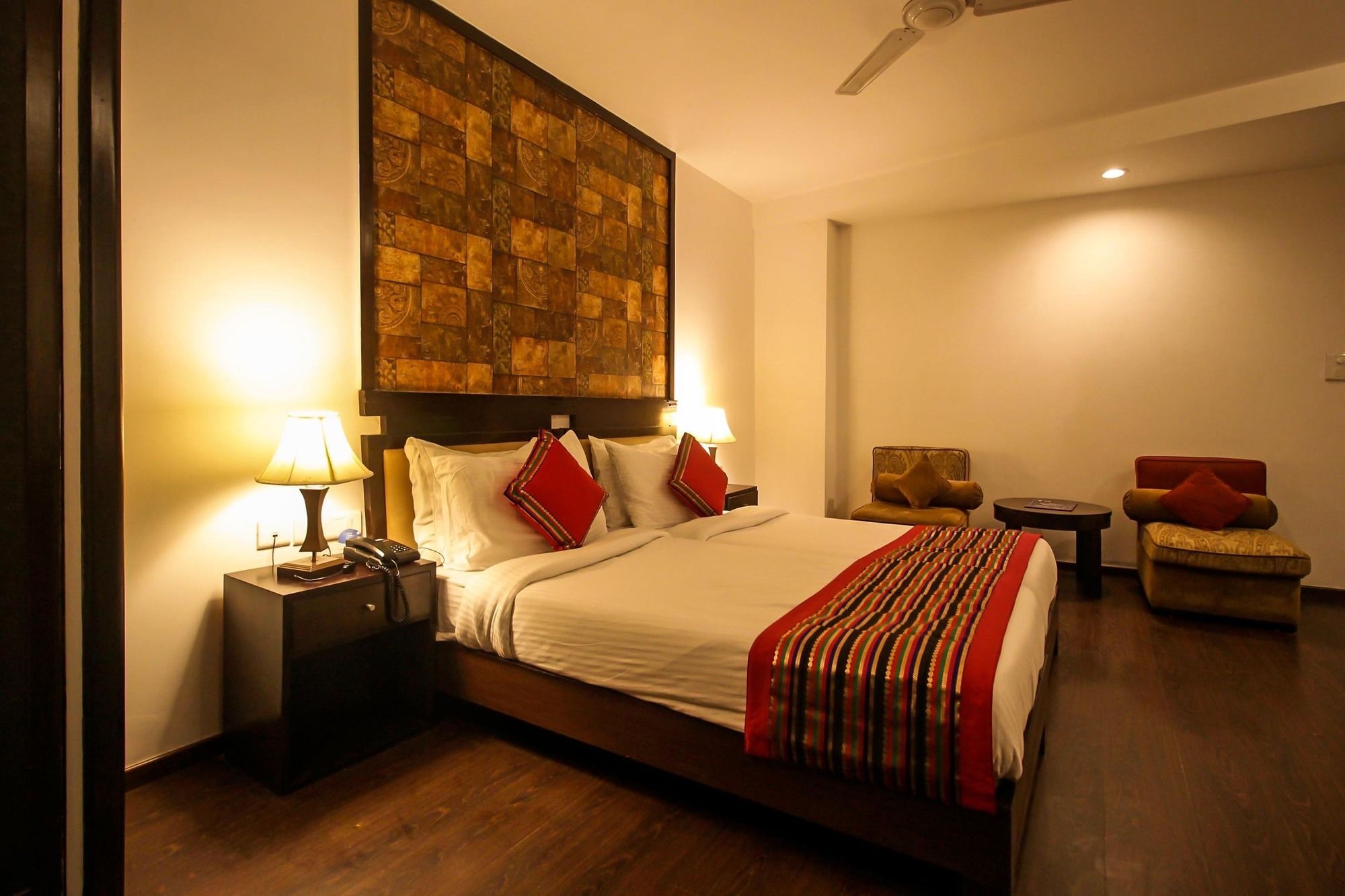 Oyo 9841 The Vivir 1 Otel Noida Dış mekan fotoğraf