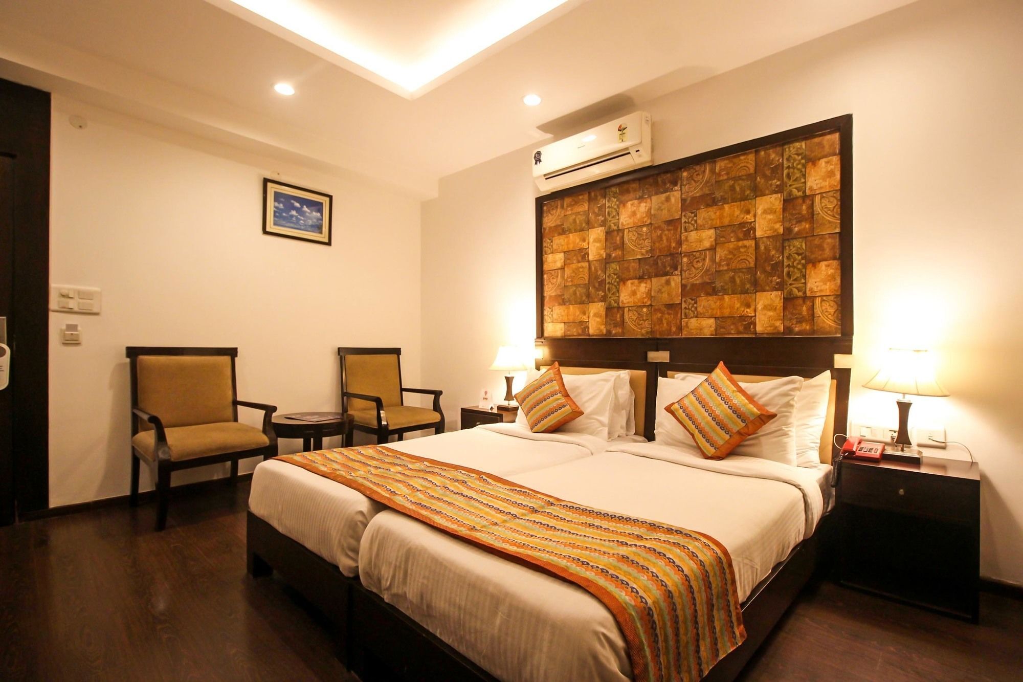 Oyo 9841 The Vivir 1 Otel Noida Dış mekan fotoğraf